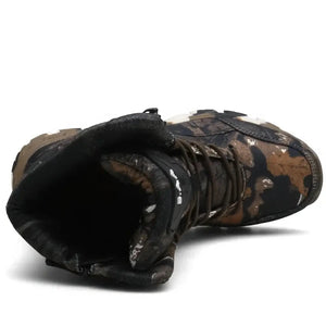 Chaussures de Militaires Russes